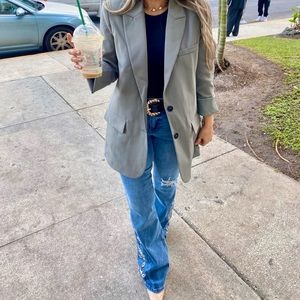 - ZARA BEAUTIFUL BLAZER NEW